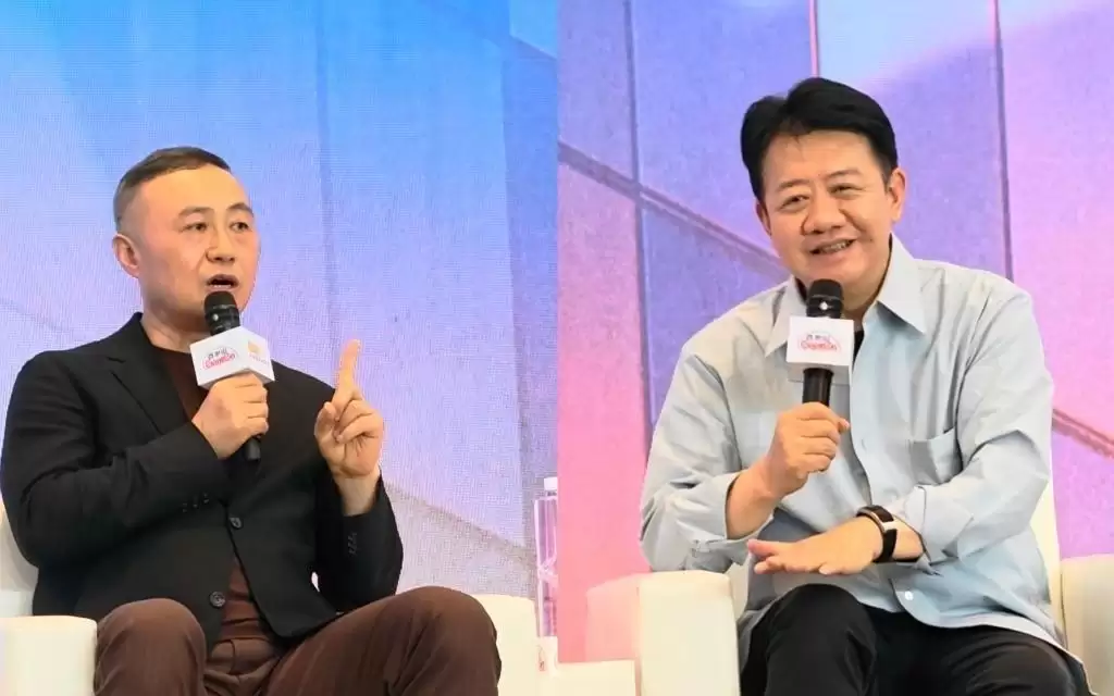 学者刘擎对话电影人王长田：AI时代“最值钱”的还是人