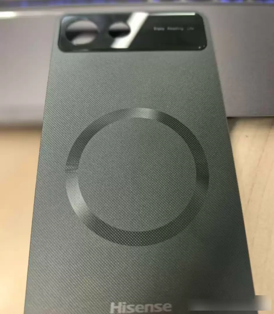海信A10回归：可能是今年唯一的小屏手机，但你真能用惯墨水屏吗？