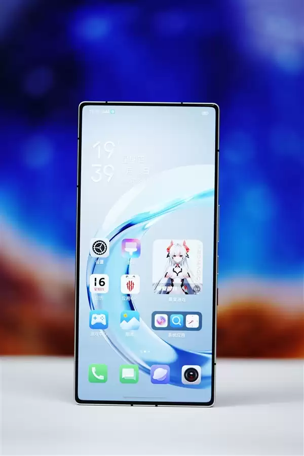 水冷透明机身+真全面屏！红魔 11S Pro+图赏