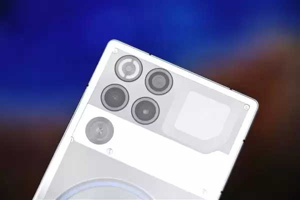 水冷透明机身+真全面屏！红魔 11S Pro+图赏