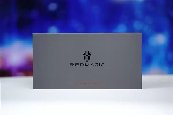 水冷透明机身+真全面屏！红魔 11S Pro+图赏